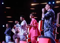 Vocea României, 11 noiembrie 2022. Concurenții intră în etapa confruntărilor. Primele dueluri încing atmosfera. „L-am văzut pe Tudor exaltat”