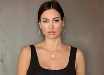 Ce mare regret are Alina Pușcău, la 10 ani de la moartea tatălui ei. „Am crezut că e vina mea”