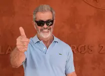 Mel Gibson, apariție rară alături de iubita lui și fiul lor de 5 ani. Cum au fost surprinși de paparazzi în Veneția