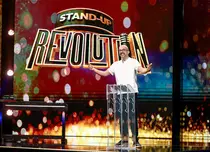 Stand-Up Revolution, 18 noiembrie 2022. Vlad Craioveanu le face un mini-roast juraților. Cine sunt concurenții care vor urca pe scenă