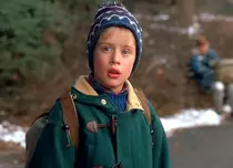 Filme la TV azi, 24 decembrie: „Singur acasă 2 - Pierdut în New York”, „Paddington”,  „V de la Vendetta”