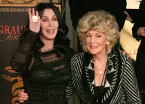 Cher trece prin momente dureroase. Mama ei, Georgia Holt, a murit