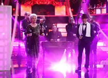 Ştefan Bănică şi Emilia Popescu, invitaţi speciali ai ediţiei de Crăciun „Te cunosc de undeva”