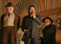Serialul western „Deadwood”, premiat cu 8 Emmy-uri şi un Glob de Aur, începe la TVR 1. Când e premiera