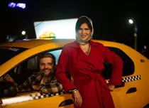 Review „Taximetriști”. Ce se întâmplă când orașul doarme