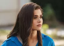 Ce face Theo Rose pe platourile de filmare de la „Clanul”, chiar dacă este însărcinată. Dezvăluirile făcute de Anghel Damian