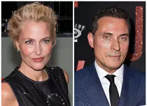 Netflix, încă un proiect despre Casa Regală britanică. Tot ce știm despre filmul cu Gillian Anderson și Rufus Sewell