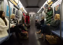 Filme la TV azi, 6 februarie: „Ocean's 8: Jaf cu clasă”, „Maestrul bețiv”, „Fără mișcări bruște”, „Doom”