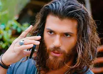 Can Yaman a terminat filmările pentru „El Turco”, primul său serial pentru Disney Plus. Ce face acum