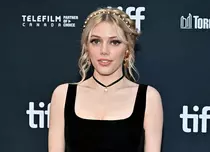 Grace Van Dien, actrița din „Stranger Things”, a fost hărțuită sexual. „Am plâns mult la filmările alea”