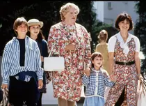 Vă vine să credeți? Se împlinesc 30 de ani de la lansarea comediei „Doamna Doubtfire, tăticul nostru trăsnit”, cu regretatul Robin Williams!