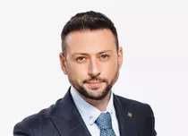 Radu Andrei Tudor va fi prezentatorul Jurnalului Kanal D2