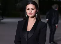 Selena Gomez, în rochie de mireasă. Imaginile care i-au luat prin surprindere pe fani
