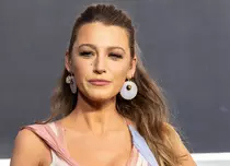 Al treilea protagonist din filmul It Ends With Us, adaptare după romanul lui Colleen Hoover. Cine mai joacă alături de Blake Lively