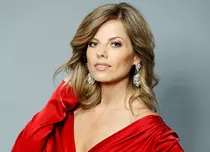 Roxana Hulpe revine la pupitrul Știrilor Pro TV. „Trebuia să o fac și mai devreme”. EXCLUSIV