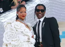 Ce nume au ales Rihanna și A$AP Rocky pentru fiul lor