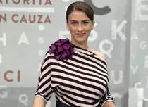 Ruxandra Gheorge Negrea, din culisele show-ului „Care pe care” (TVR 1). Ce concurenți-surpriză a întâlnit la filmări