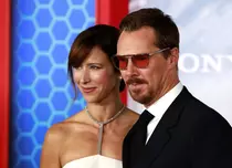 Clipe terifiante pentru Benedict Cumberbatch și familia lui. Un fost bucătar, înarmat cu un cuțit, i-a amenințat