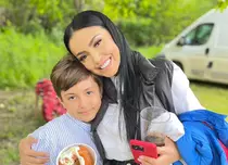 De ce nu vrea Andreea Mantea să îi cumpere telefon fiului său. „El nu știe, dar îl controlez rău”