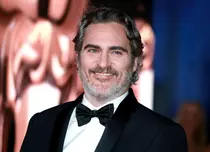 Primele imagini cu Joaquin Phoenix în rolul lui Napoleon din filmul cu același nume. Când este premiera