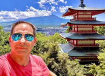 Dan Negru, imagini din vacanța de vis în Japonia. Ce comparație a făcut cu România. „Mă uit cu ciudă la Muntele Fuji”