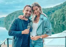 Gabriela Prisăcariu și Dani Oțil se căsătoresc religios în weekend. Prima imagine cu rochia de mireasă