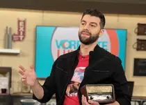 Shurubel, gata de o aniversare specială la Vorbește lumea. „Surprinzător, n-am primit încă nicio amendă”. EXCLUSIV