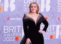 Adele, gest impresionant față de un cuplu. Artista a izbucnit în lacrimi. „Este atât de emoționant!”