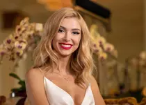 Andreea Bălan a făcut turul casei. Cât costă vila în care locuiește