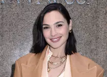 Gal Gadot, senzațională în costum de baie. Cum s-a relaxat actrița din Heart of Stone la piscină