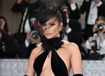 Jennifer Lopez este de neoprit! A făcut show într-un restaurant din Italia. Imaginile au devenit virale
