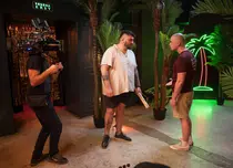 Klaus şi Barroso, noul proiect al creatorilor Taximetrişti. Primele imagini de la filmările peliculei cu Micutzu