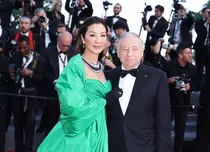 Michelle Yeoh, mireasă la 60 de ani. Actrița premiată cu Oscar s-a căsătorit după o logodnă de 19 ani