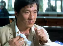 Filme la TV azi, 8 august: „Spion din greșeală”, „Kung-fu la grămadă”, „Stewardesa”, „Matrix Renașterea”