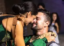 Vlad Gherman și Oana Moșneagu s-au logodit. Momentul emoționant s-a petrecut chiar sub ochii publicului