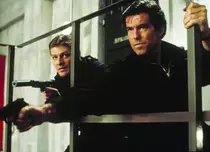 Agentul 007 contra GoldenEye