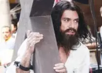 Aşa cum nu l-aţi mai văzut: Jorge Salinas, în rolul lui Iisus