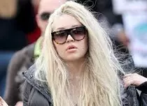 Amanda Bynes ar putea fi internată până în 2015