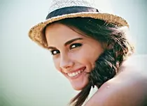 Nicolle Stănese prezintă finala Eurovision România 
