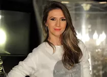 Adela Popescu: ”Să stau acasă este dorinţa mea cea mai mare”