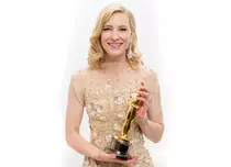 Cate Blanchett a dormit cu statueta primită la Premiile Oscar