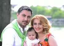 Primele fotografii cu fetiţa soţilor Alina Sorescu - Alexandru Ciucu