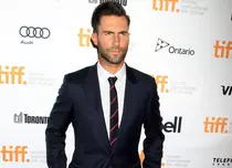 Adam Levine și-a cerut iertare de la fostele iubite