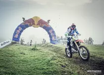 Dani Oţil, pe podium la competiţia de enduro Romaniacs