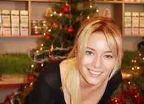 Laura Cosoi a creat un tablou din semințe pentru o cauză nobilă