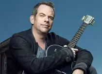 Garou, cunoscut din spectacolul "Notre Dame de Paris", concertează în premieră în România