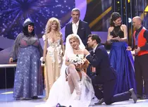 Anda Adam îmbracă rochia sexy de mireasă, la “Te cunosc de undeva!”