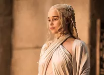La finalul filmărilor pentru „Urzeala tronurilor”, Emilia Clarke și-a făcut o schimbare de look