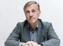 Christoph Waltz trece în spatele camerei