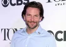 Bradley Cooper s-a despărţit de modelul Irina Shayk?